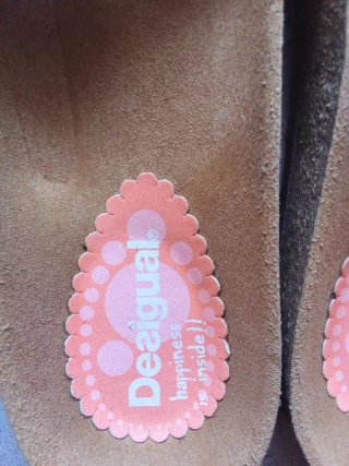 Sandalias Desigual con Pins