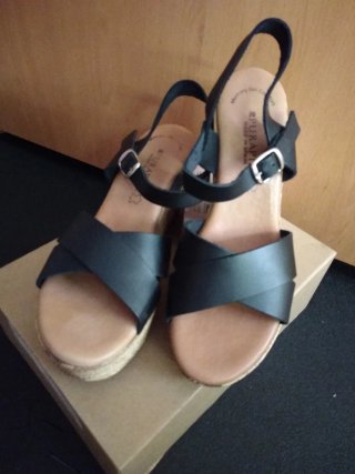 Sandalias con de piel negras