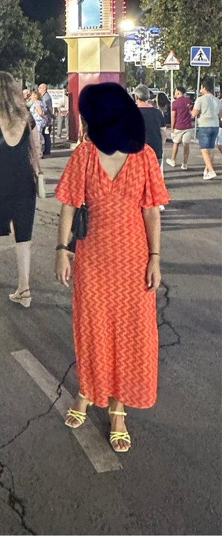 Vestido naranja con estampado zig-zag