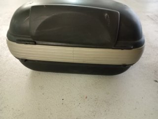 Baúl Givi  52l