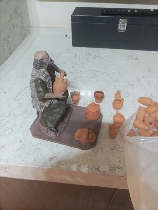 Figura Belén Alfarero con Vasijas