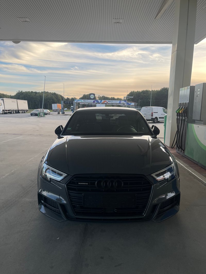 Audi A3 Sedán 40 TFSI S Line S Tronic 7 vel. 2019
