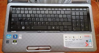 Portátil Toshiba Satellite 17.3 Intel Core i5