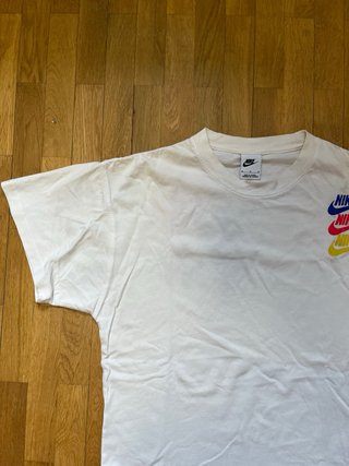 Camiseta Nike Blanca Triple Logo Swoosh