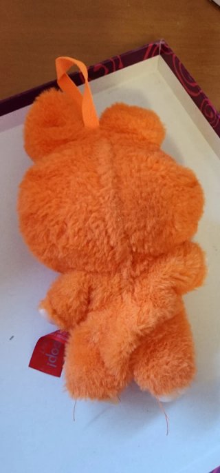 Peluche variado. Varios peluches. Labubu y TY ojos