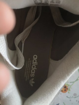 Zapatillas Adidas Grises y Blancas