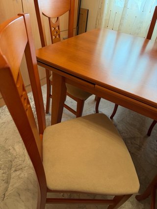 Conjunto mesa y 6 sillas madera
