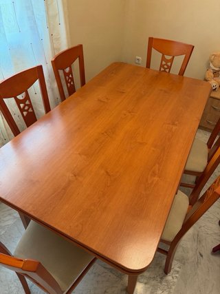 Conjunto mesa y 6 sillas madera