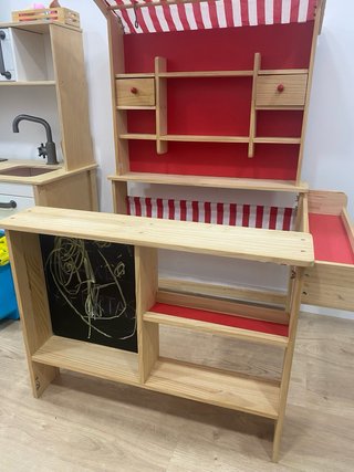 Tienda de madera para niños