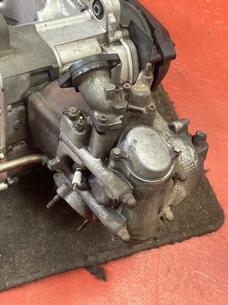 Motor Yamaha Majesty 250 (2003) carburación