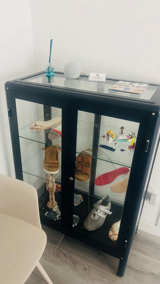 Vitrina IKEA FABRIKÖR azul - como nueva