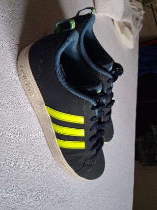 Adidas Zapatillas Deportivas Azul Marino y Amarill
