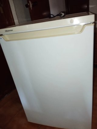 Frigorífico Hisense blanco 83.  56. 56