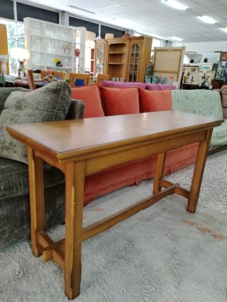Mesa rústica extensible de madera