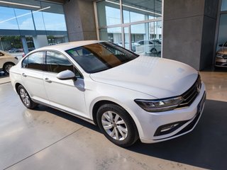 Volkswagen Passat 2022