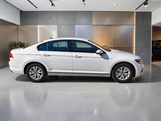 Volkswagen Passat 2022