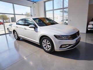 Volkswagen Passat 2022