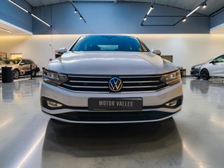 Volkswagen Passat 2022