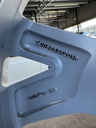 4 Llantas VW Originales + Neumáticos Bridgestone