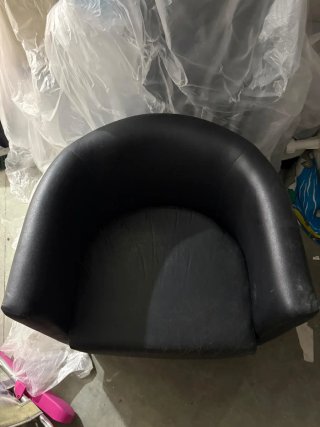 Butaca negra moderna