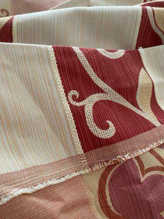 Cortina burdeos, beige y dorado – 4 paños