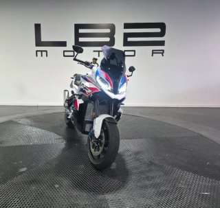 BMW M 1000 XR