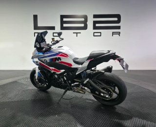 BMW M 1000 XR