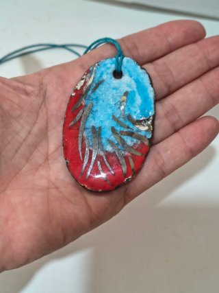 Collana ciondolo ovale pietra blu e rossa
