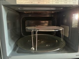 Microondas Grill Koenic 23L