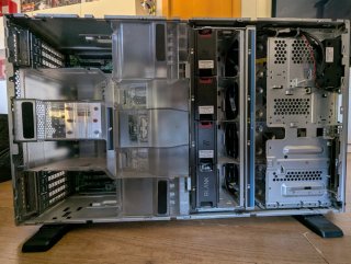 Servidor HP ProLiant ML350 Gen9