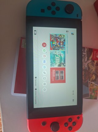Nintendo Switch + Mario Odyssey