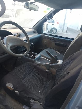 Nissan Serena 1993