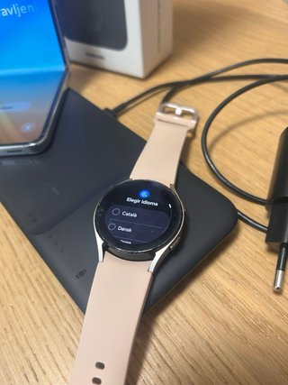 Pack Samsung Z Flip5 + Watch + Buds + Cargador