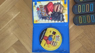 Buzz! 2 Juegos PS2 + 4 Mandos