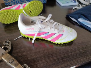 Zapatillas Adidas multitaco rosas y blancas
