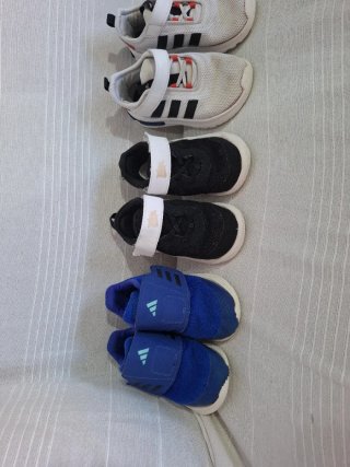 Lote Zapatillas Niño Talla 27
