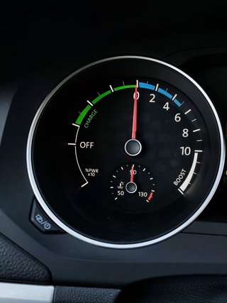 VOLKSWAGEN JETTA HYBRID SPORT 1.4 DSG ETIQUETA ECO