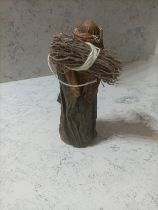 Figura Belén Pastor con Leña