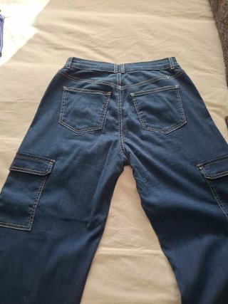 Pantalón vaquero ancho