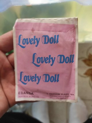 Sobre de cromos Lovely Doll 10 pts