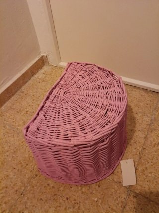 Cesta mimbre rosa