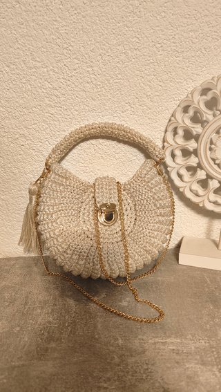 Bolso de mano tejido hecho a mano