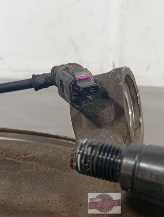 MANGUETA DELANTERA IZQUIERDA Audi A4 Berlina (8W2)(08.2015->)