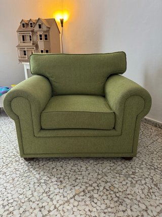Sillón verde de tela