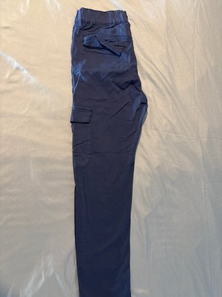 Pantalón cargo azul mujer