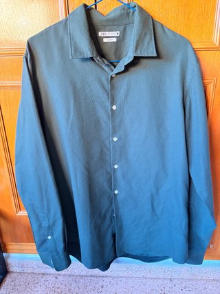 Camisa Zara Slim Fit Talla XL Verde Oliva caqui