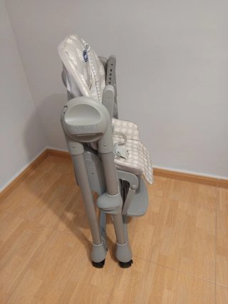 Trona Chicco Polly Plegable Girafa