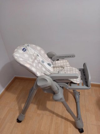 Trona Chicco Polly Plegable Girafa