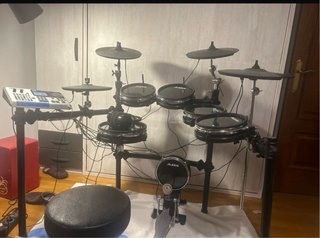 Batería Electrónica Alesis DM10 Studio