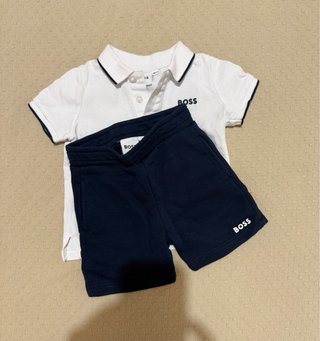 Conjunto BOSS bebé blanco y azul